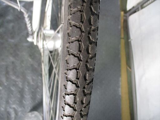 D97 ☆限定特価☆ 中古自転車 【 27インチ ママチャリ 白 6段 LED