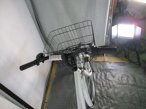 D102 ☆限定特価☆ 中古自転車 【 27インチ シティ 白 6段 LEDオート