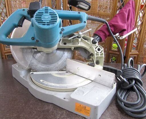 マキタ 卓上丸ノコ 216ｍｍ LS0840F 電動丸のこ makita クロスカットソー 切断機 札幌市北区屯田 マキタ 卓上丸ノコ 216mm LS0840F 電動丸のこ makita クロス