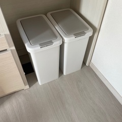 【ネット決済】サンコープラスチック 日本製 ゴミ箱 スリムプッシ...