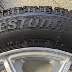 美品アルミホイール付スタッドレスタイヤ