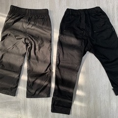 GAP 黒ズボン(冬),  黒ズボン(秋、冬、春)、紺色フードジ...