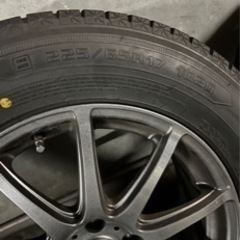 スタッドレスタイヤ グッドイヤー ハリアー RAV4 CX-5 17インチ バリ山