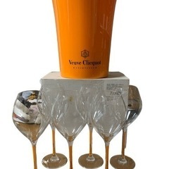 Veuve Clicquot シャンパンクーラー&シャンパングラ...