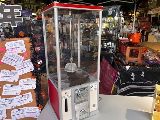 イベント用に1000円札専用ガチャポン