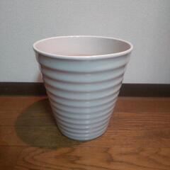 白い陶器鉢（23×23）在庫３点