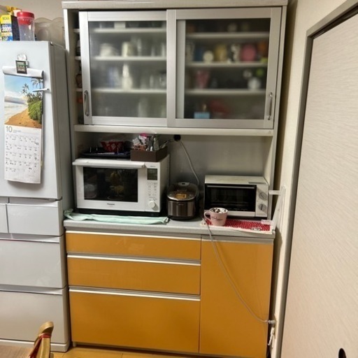 食器棚