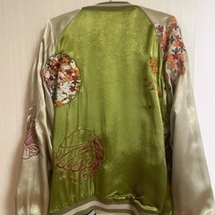 スカジャン（ﾘﾊﾞｰｼﾌﾞﾙ）