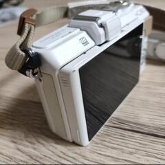 OLYMPUS PEN Lite E-PL7 ミラーレス 一眼カメラ レンズなし