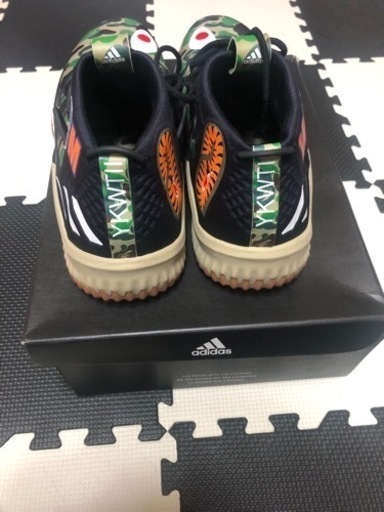 A BATHING APE ADIDAS DAME 4 
