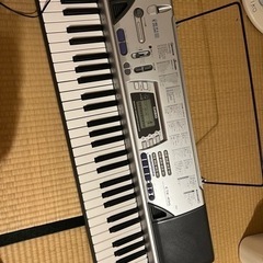 電子ピアノ♬楽譜立て付き♬