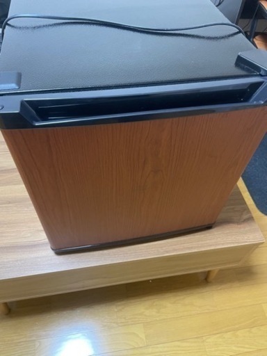 アイリスプラザ　冷蔵庫　46L