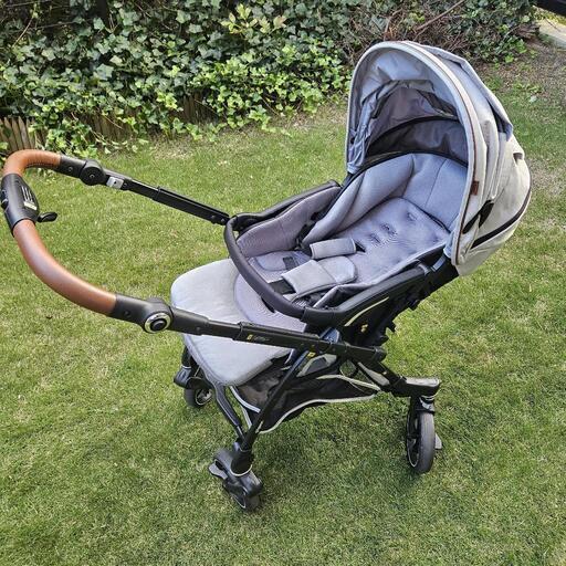 【美品：定価8.6万円】ピジョン　ノートアール　nautR ベビーカー