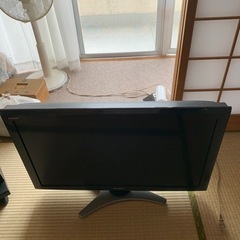 液晶テレビ