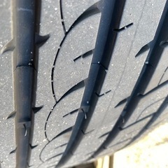 ロクサーニ　マルチフォルケッタ　19インチアルミホイール　タイヤ付(225/35/19)