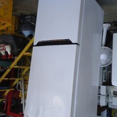 K529　ハイセンス　2ドア冷蔵庫　150L