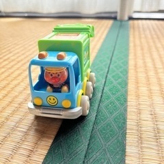 アンパンマン　✨ゴミ収集車✨