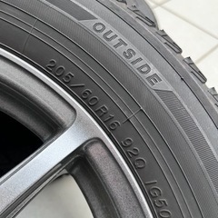 スタッドレスタイヤ　205/60R16 日本メーカー　【ヨコハマタイヤ】　2020年製