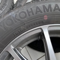 スタッドレスタイヤ　205/60R16 日本メーカー　【ヨコハマタイヤ】　2020年製