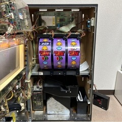 パチスロ実機 北斗の拳 宿命パネル 4号機 不要機 ボリューム 家庭用電源 パチスロ実機 北斗の拳 宿命パネル 4号機 コイン不要機 ボリューム