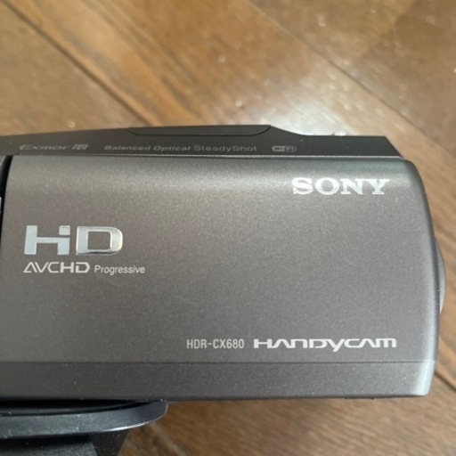 SONY HANDYCAM HDR-CX680 三脚付き
