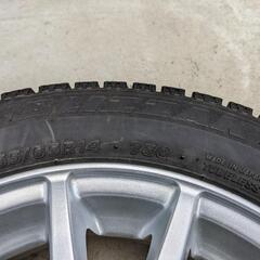スタッドレスタイヤ（美品)