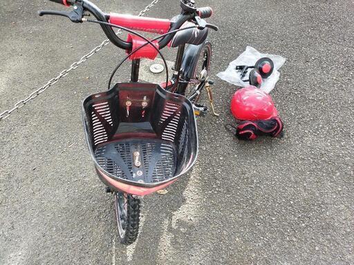 16インチ　自転車　ヘルメット　サポーター　補助輪セット