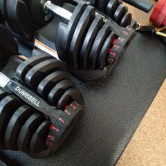 片方5kg〜40キロまで即調整可能！筋トレがストレス無く行えます！