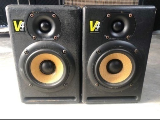 訳ありKRK V4 ペアスピーカー　モニタースピーカー　ケース付き