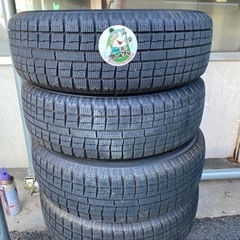 🚗【車の冬支度!】ヤリス/アクア/フィットスタッドレス  