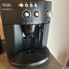 デロンギ　コーヒーマシン