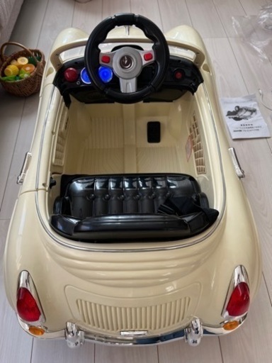 AIJYU TOYS電動乗用ラジコンドイツオールドタイプキッズカー (ホワイト