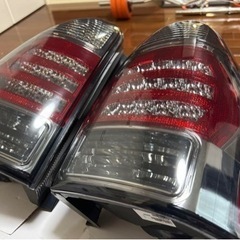 ハイラックスサーフ テールランプ スモーク黒