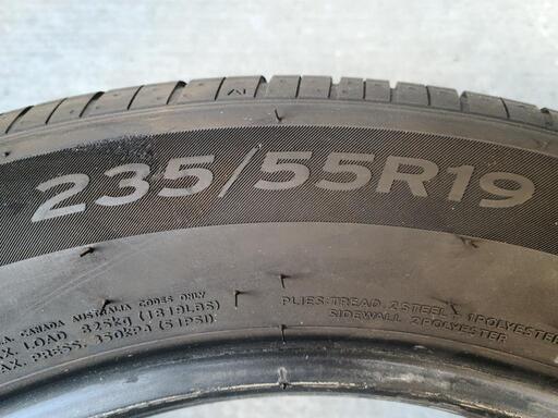 タイヤ 235/55R19 3000km使用 12月24日まで