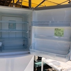 【リサイクルサービス八光】2011年製　東芝　ノンフロン3ドア冷蔵庫　340L　　GR-34ZX(W)