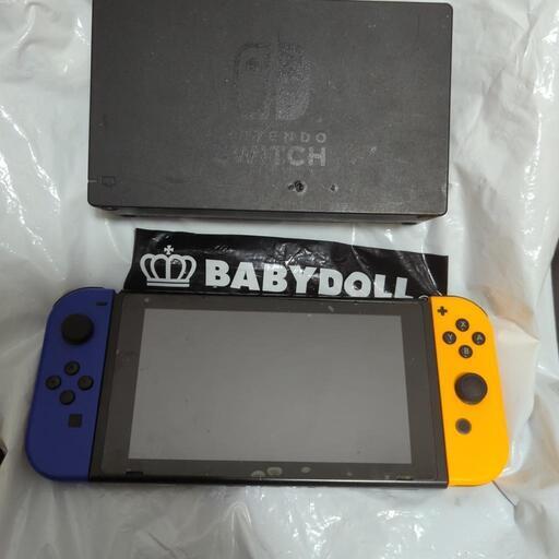 ニンテンドースイッチSwitchジョイコン付き