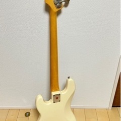 お取り引き予定者あり】フェンダー ベース