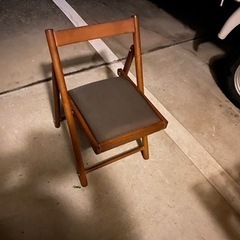 【ネット決済】折りたたみ椅子売ります