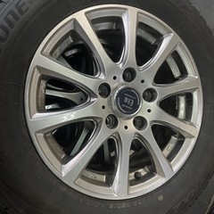 早い者勝ち!! エスクァイア用　スタッドレスタイヤ・ホイール　VRX2 15インチ
