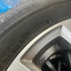 早い者勝ち!! エスクァイア用　スタッドレスタイヤ・ホイール　VRX2 15インチ