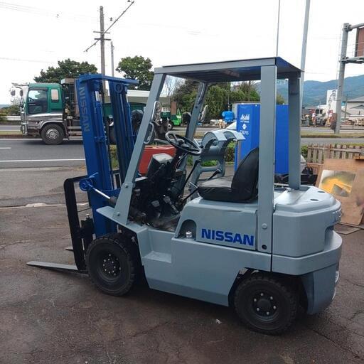 【決まりました】１トンフォークリフト中古　日産自動車製　リフト中古　フォーク中古　重量物積み込み