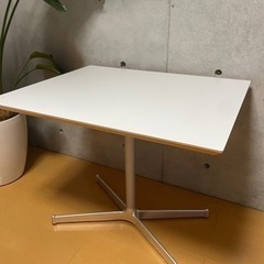 【美品】D&DEPARTMENT カフェテーブル