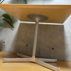 【美品】D&DEPARTMENT カフェテーブル