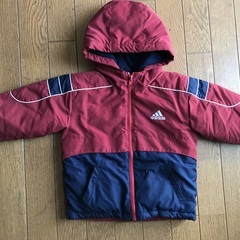 adidasフード付き中綿入りジャンバー　3T