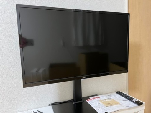 TCL32インチスマートテレビ 21年 スタンド付き 台付き リモコン付き