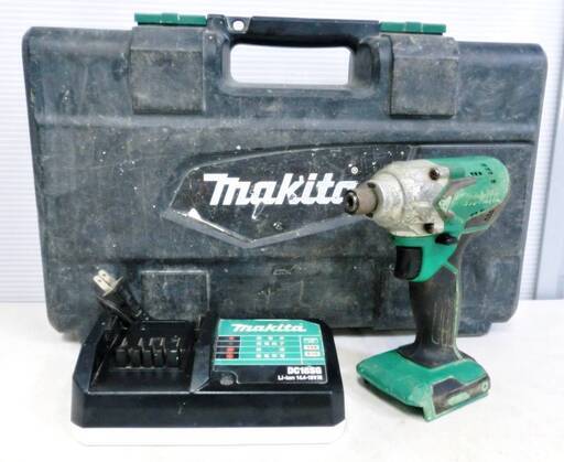 マキタ　充電式　インパクトドライバー　M698D　充電器付き　電動工具　DIY　makita　難あり