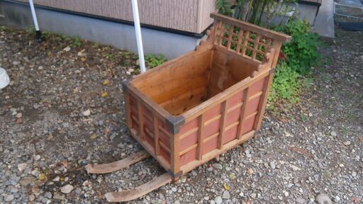 お譲りします！ 木製の箱ぞり (アンティーク)（中古・Aランク）