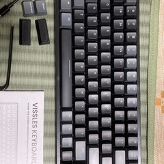 キーボード(有線、無線両用可能)