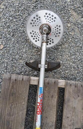 鹿児島発　新ダイワ肩掛け式エンジン刈払機R26 鹿児島発 新ダイワ肩掛け式エンジン刈払機R26