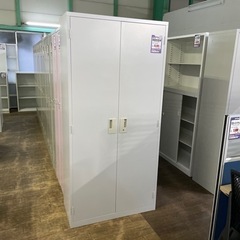 JJJ-15 【オフィス家具専門店】豊国工業の両開き書庫です！